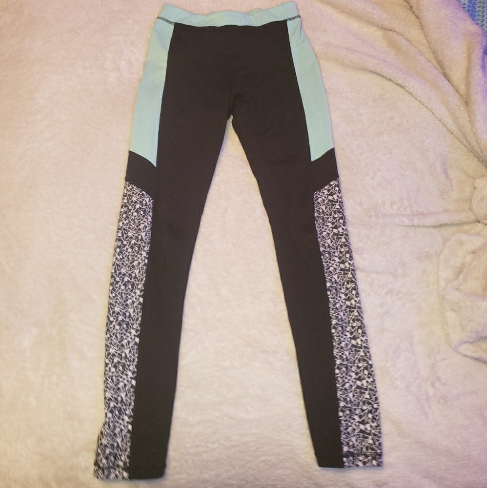 Shape Fitting Leggings